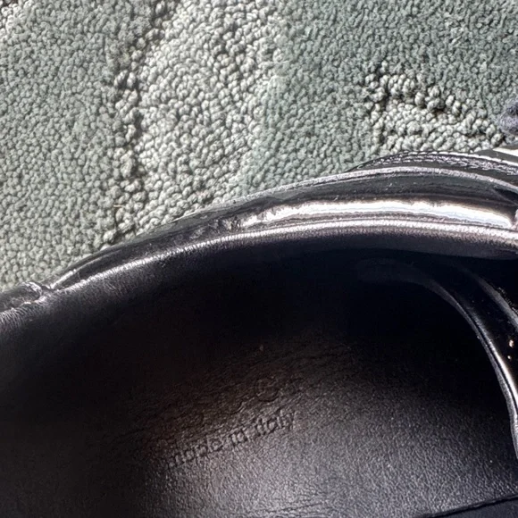 Gucci Black Patent Leather GG Low Top Sneakers